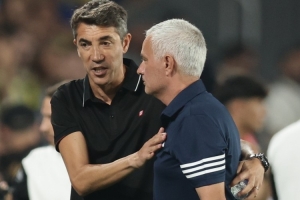 拉热:本菲卡换帅是基于成绩 穆里尼奥是最好的葡萄牙教练 拉热:本菲卡换帅是基于成绩 穆里尼奥是最好的葡萄牙教练