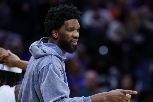 大将军谈大帝的膝伤:就像把纸揉成球 再怎么展开也不会是原样 大将军谈大帝的膝伤:就像把纸揉成球 再怎么展开也不会是原样