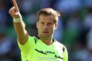 2025-26赛季亚冠精英联赛 联赛阶段 广岛三箭vs上海海港 裁判信息 2025-26赛季亚冠精英联赛 联赛阶段 广岛三箭vs上海海港 裁判信息