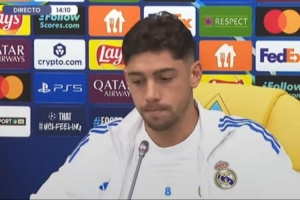 巴尔韦德:我们可以犯错但态度方面不能妥协,特别是在德比战 巴尔韦德:我们可以犯错但态度方面不能妥协,特别是在德比战