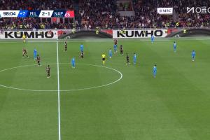 怎能不动容!第99分钟比赛终于结束,40岁魔笛直接跪地庆祝 怎能不动容!第99分钟比赛终于结束,40岁魔笛直接跪地庆祝