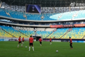 成都蓉城vs江原FC 官训日分享 | 烽火映华诞!成都,雄起! 成都蓉城vs江原FC 官训日分享 | 烽火映华诞!成都,雄起!