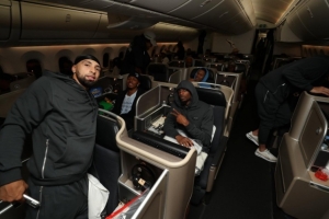 鹈鹕队启程飞往澳大利亚!季前赛对阵两支NBL球队 鹈鹕队启程飞往澳大利亚!季前赛对阵两支NBL球队