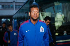 瓜林:我在国米时还能控制,但到中国踢球后开始酗酒训练前后都喝 瓜林:我在国米时还能控制,但到中国踢球后开始酗酒训练前后都喝