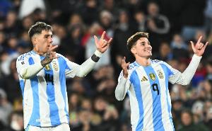 小蜘蛛:国家队一直和恩佐睡,上次他停赛没来我拒绝与其他人同住 小蜘蛛:国家队一直和恩佐睡,上次他停赛没来我拒绝与其他人同住