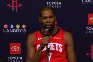 杜兰特:虽未特意考虑过 但我一直说休斯敦是移居的好地方 杜兰特:虽未特意考虑过 但我一直说休斯敦是移居的好地方