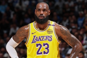 詹姆斯:无论本赛季结果如何都会全情投入 终点很快就会到了 詹姆斯:无论本赛季结果如何都会全情投入 终点很快就会到了