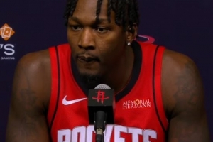 芬尼-史密斯谈选择火箭:阵容太棒了 我喜欢乌度卡的执教方式 芬尼-史密斯谈选择火箭:阵容太棒了 我喜欢乌度卡的执教方式