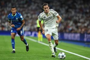 马卡:格里马尔多和特奥今夏都曾被推荐给皇马,但他们只想签A费 马卡:格里马尔多和特奥今夏都曾被推荐给皇马,但他们只想签A费