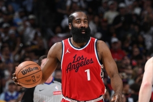 哈登谈再次搭档保罗:我们所有人的目标都是一致的 哈登谈再次搭档保罗:我们所有人的目标都是一致的