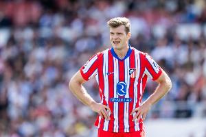 对法兰克福!马卡:索尔洛特缺席马竞合练,但预计能入选名单 对法兰克福!马卡:索尔洛特缺席马竞合练,但预计能入选名单