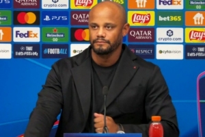 孔帕尼:哪怕只是1-0那也是胜利 现在还不那么迫切需要轮换 孔帕尼:哪怕只是1-0那也是胜利 现在还不那么迫切需要轮换