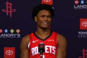 和KD当队友?阿门:太疯狂了 我从小就看他打球&没想过能并肩作战 和KD当队友?阿门:太疯狂了 我从小就看他打球&没想过能并肩作战