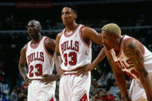 乔丹前队友用歌星形容公牛三巨头:披头士&猫王&迈克尔-杰克逊 乔丹前队友用歌星形容公牛三巨头:披头士&猫王&迈克尔-杰克逊