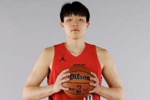 开拓者总裁:夏联时我们在球队社媒排名中列第1 这要归功于杨瀚森 开拓者总裁:夏联时我们在球队社媒排名中列第1 这要归功于杨瀚森