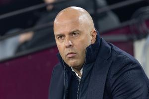 利物浦上赛季前29场仅负2场,而本赛季前10场已输掉3场比赛 利物浦上赛季前29场仅负2场,而本赛季前10场已输掉3场比赛