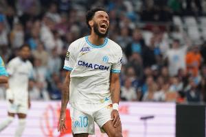 36岁3个月,奥巴梅扬成为马赛队史欧冠参与进球最年长球员 36岁3个月,奥巴梅扬成为马赛队史欧冠参与进球最年长球员