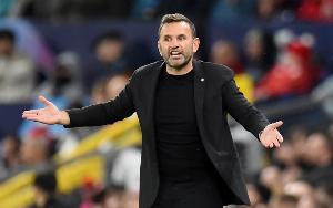 加拉塔萨雷主帅布鲁克曾在06年进球战胜红军,如今作为主帅再取胜 加拉塔萨雷主帅布鲁克曾在06年进球战胜红军,如今作为主帅再取胜