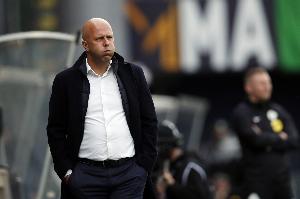 TA:后防疲软、锋线失准、维尔茨融入,斯洛特本赛季面临不同挑战 TA:后防疲软、锋线失准、维尔茨融入,斯洛特本赛季面临不同挑战