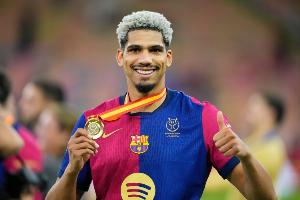 皮米恩塔:能帮助巴萨培养出阿劳霍这样的球员,我们都很自豪 皮米恩塔:能帮助巴萨培养出阿劳霍这样的球员,我们都很自豪