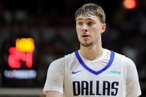 浓眉:弗拉格作为状元不用像我和欧文那样有压力 我们会帮他的 浓眉:弗拉格作为状元不用像我和欧文那样有压力 我们会帮他的