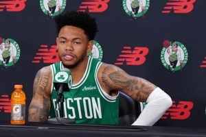 安芬尼-西蒙斯:我是能赢球的球员 无论过程怎样希望能突破自己 安芬尼-西蒙斯:我是能赢球的球员 无论过程怎样希望能突破自己