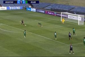 漏洞百出!国安边路盯人不紧,后点防守漏人,开场3分钟即丢球 漏洞百出!国安边路盯人不紧,后点防守漏人,开场3分钟即丢球