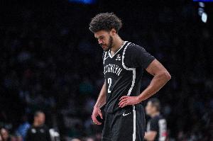 穆雷:卡梅隆-约翰逊非常全面几乎能打任何位置 他让其他人更轻松 穆雷:卡梅隆-约翰逊非常全面几乎能打任何位置 他让其他人更轻松