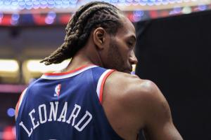 记者爆料:快船公关部阻止好几名记者询问小卡有关阴阳合同的问题 记者爆料:快船公关部阻止好几名记者询问小卡有关阴阳合同的问题