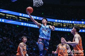 走出去!上赛季入选CBA全明星的杨瀚森&曾凡博&林葳新赛季都留洋 走出去!上赛季入选CBA全明星的杨瀚森&曾凡博&林葳新赛季都留洋