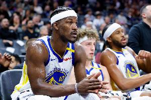 科尔:本赛季重点是持球人防守 期待穆迪波杰库明加梅尔顿的表现 科尔:本赛季重点是持球人防守 期待穆迪波杰库明加梅尔顿的表现