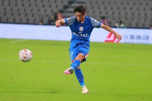 里程碑!徐皓阳代表上海申花各赛事出场100次 里程碑!徐皓阳代表上海申花各赛事出场100次