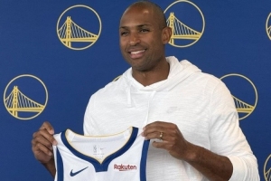 霍福德:这个休赛期不寻常一直在等待 但我全程关注点都在训练上 霍福德:这个休赛期不寻常一直在等待 但我全程关注点都在训练上