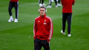 卡恩:维尔茨在药厂很受保护,红军不会在花了大钱后让他失去价值 卡恩:维尔茨在药厂很受保护,红军不会在花了大钱后让他失去价值