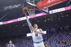 约基奇:我们加了一些新队员 这是新的开始&希望能有所作为 约基奇:我们加了一些新队员 这是新的开始&希望能有所作为