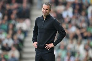 范佩西:从不强调必须赢球,只要这么踢胜利自然而然会到来 范佩西:从不强调必须赢球,只要这么踢胜利自然而然会到来