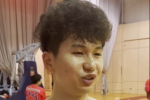 张文杰:职业队的老队员会耐心教导我 出国后知道了自己的短板 张文杰:职业队的老队员会耐心教导我 出国后知道了自己的短板