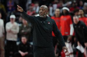 塞布尔:开拓者新体系强调让每个人参与 不会在底角陷入停滞 塞布尔:开拓者新体系强调让每个人参与 不会在底角陷入停滞