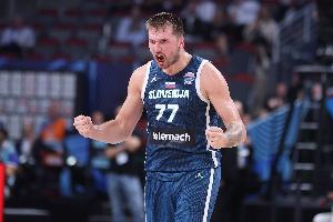 打进八强!东契奇:参加欧锦赛对我帮助很大 能为新赛季做好准备 打进八强!东契奇:参加欧锦赛对我帮助很大 能为新赛季做好准备