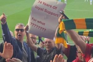 曼联老球迷无奈自白:票价说涨就涨座位说换就换,曼联实在爱不动 曼联老球迷无奈自白:票价说涨就涨座位说换就换,曼联实在爱不动