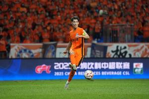 侯永永玉昆生涯已打进5球,超过他为国安打进的4球 侯永永玉昆生涯已打进5球,超过他为国安打进的4球