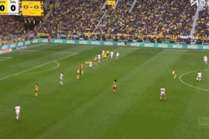 开场闪击!鲍姆加特纳门前垫射建功,莱比锡1-0领先多特 开场闪击!鲍姆加特纳门前垫射建功,莱比锡1-0领先多特