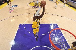 范德彪:我们能成为联盟顶级防守强队 像猎犬一样积极拼抢 范德彪:我们能成为联盟顶级防守强队 像猎犬一样积极拼抢