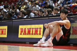 瀚森效应!拓记:开拓者的休赛期零售额同比增长了813% 瀚森效应!拓记:开拓者的休赛期零售额同比增长了813%