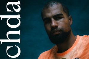 焦点战!切尔西发布对阵利物浦海报:门将罗伯特-桑切斯单人出镜 焦点战!切尔西发布对阵利物浦海报:门将罗伯特-桑切斯单人出镜