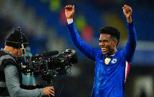 埃斯特旺:对利物浦打入英超首球太开心了!感谢教练对我的信任 埃斯特旺:对利物浦打入英超首球太开心了!感谢教练对我的信任