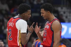 鹈鹕对阵东南墨尔本凤凰 赫伯特-琼斯&特雷-墨菲&德里克-奎因伤缺 鹈鹕对阵东南墨尔本凤凰 赫伯特-琼斯&特雷-墨菲&德里克-奎因伤缺