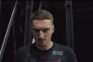 约维奇谈续约:能得到球队认可很开心且感恩 会用行动回报信任 约维奇谈续约:能得到球队认可很开心且感恩 会用行动回报信任