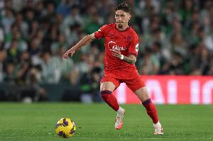 塞维利亚上赛季1分优势保级成功,现大胜巴萨后排第6 塞维利亚上赛季1分优势保级成功,现大胜巴萨后排第6