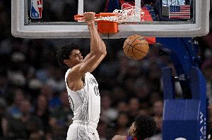 克里斯蒂:我们的先发本就十分出色 替补阵容深度或是联盟最佳 克里斯蒂:我们的先发本就十分出色 替补阵容深度或是联盟最佳